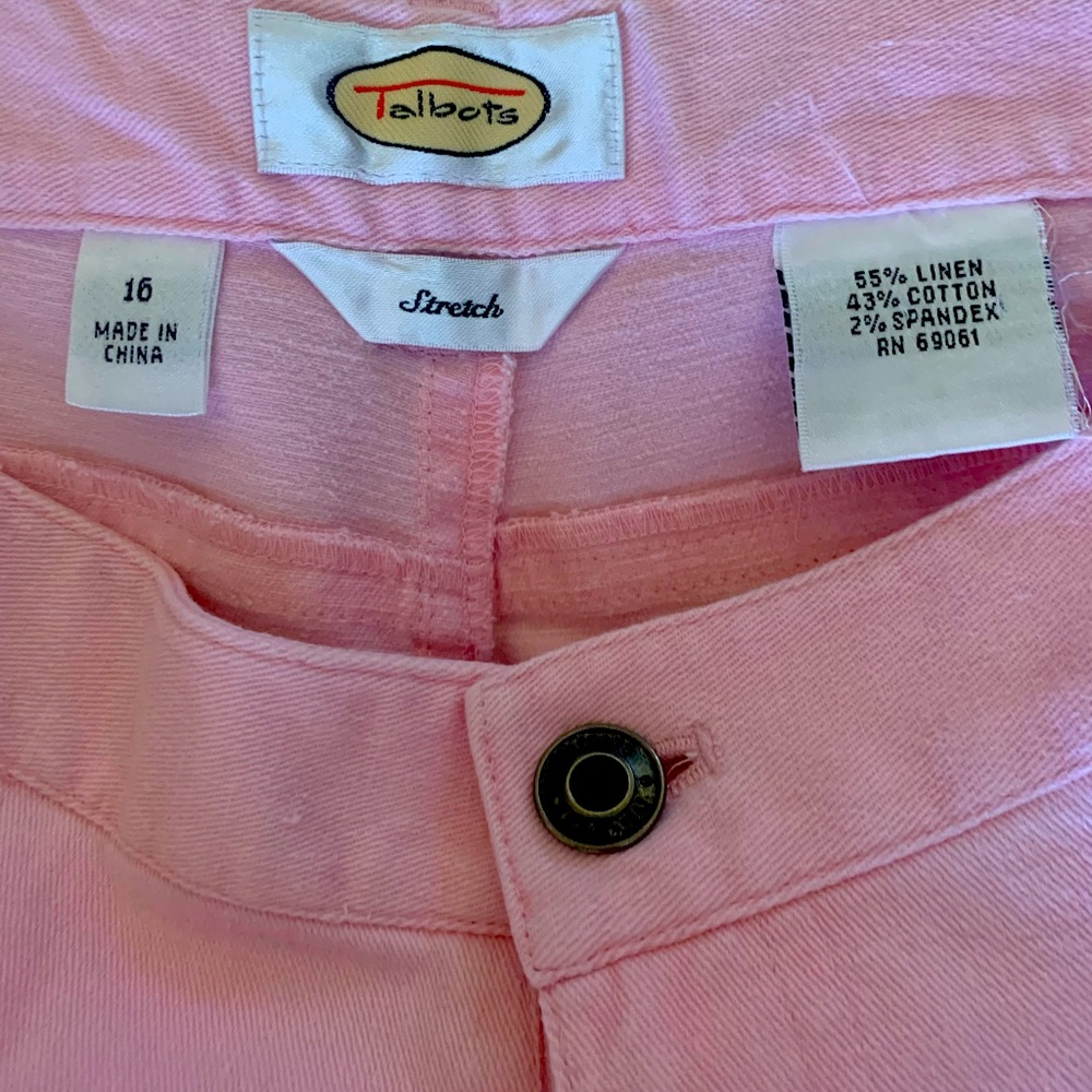 Like new pink linen/cotton cropped pants.